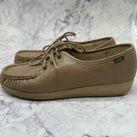 SAS, Granny core Shoes. Leather Uppers. Size 8Narrow. Excellent condition! - Picture 2 of 10